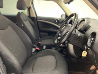 /photos/10016/452ae797-f1cc-40b6-879d-c0d889cd374a_i320x240.jpg