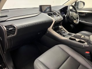 /photos/10016/d5ce3c2e-d2c7-4aa5-83de-c7e8c0e7e09e_i320x240.jpg